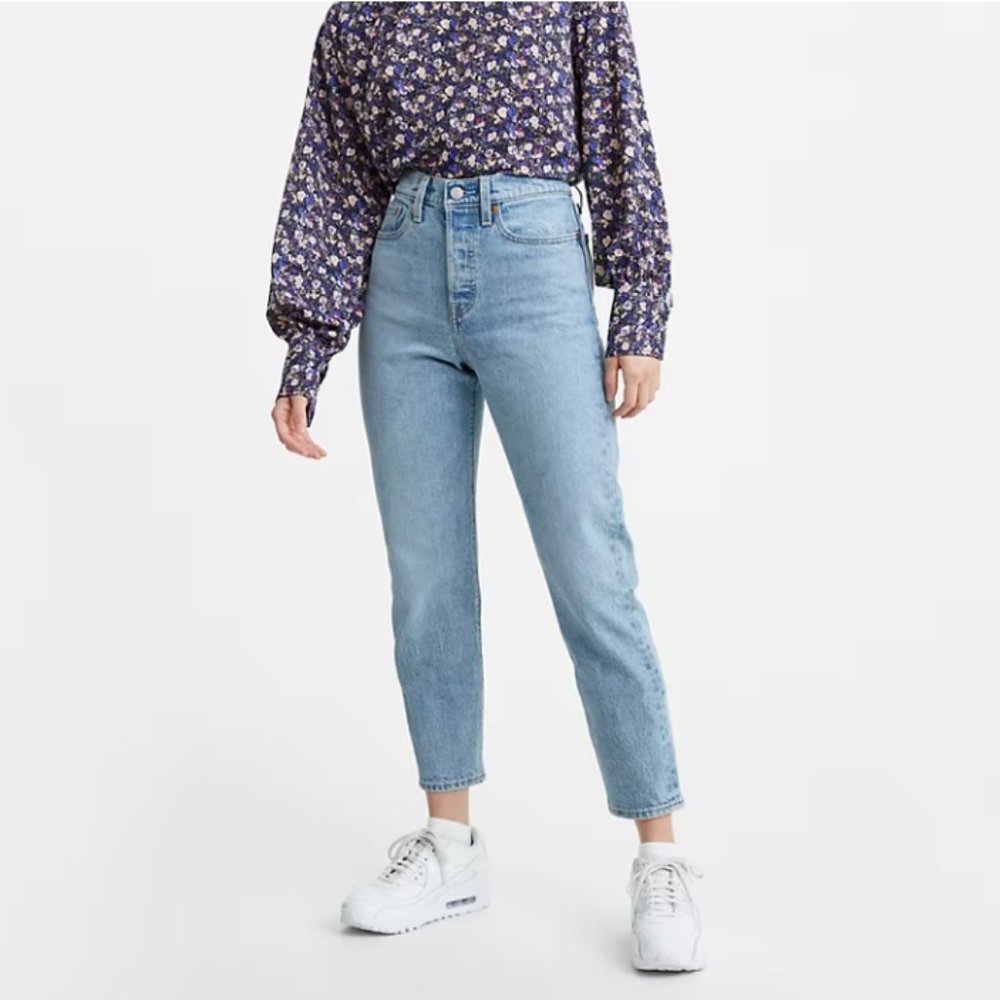 *NWT* Levi's Wedgie Icon Fit Ankle Women's Jeans